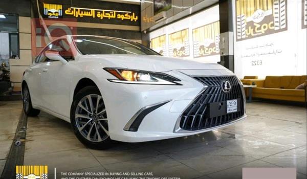 Lexus for sale in Iraq